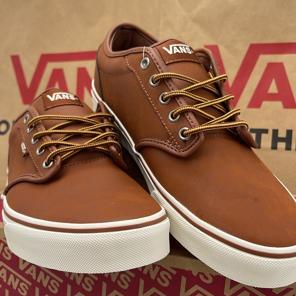 Vans WMNS Leather Sneakers with White Accents Atwood (Leather)Brown/Marshmallow - Picture 5 of 16